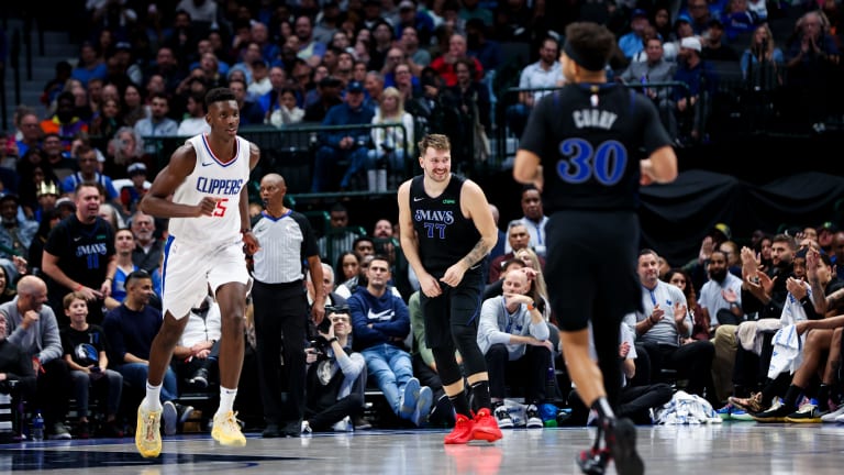 Retraso en la cancha del torneo de mitad de temporada de los Mavericks debido a un ‘problema’